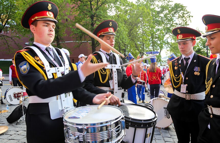 Детский духовой сводный музыкальный оркестр выступил в Москве 7 фото