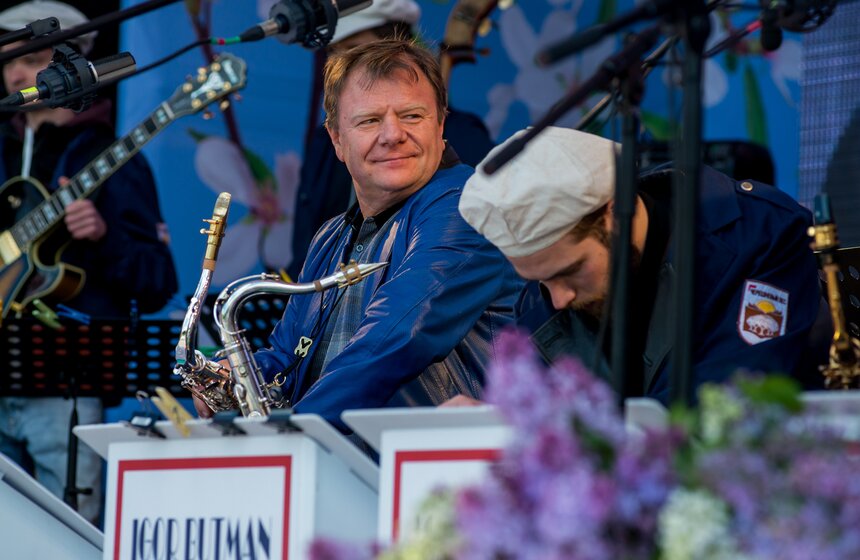 Посадка вишневого сада в рамках фестиваля искусств. Фото 48 фото