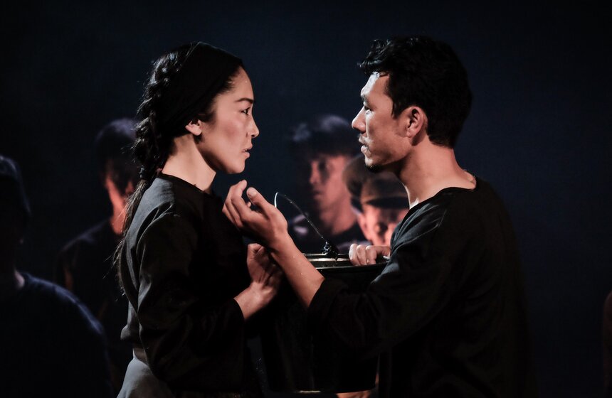 "Демона" показали на Малой сцене Театра Наций 8 фото