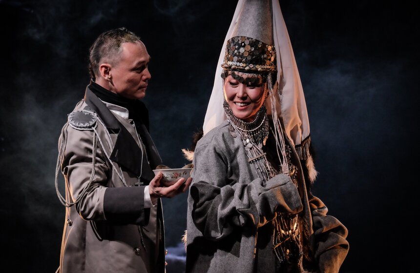 "Демона" показали на Малой сцене Театра Наций 15 фото