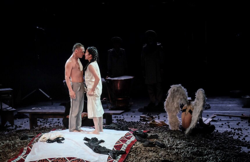 "Демона" показали на Малой сцене Театра Наций 33 фото