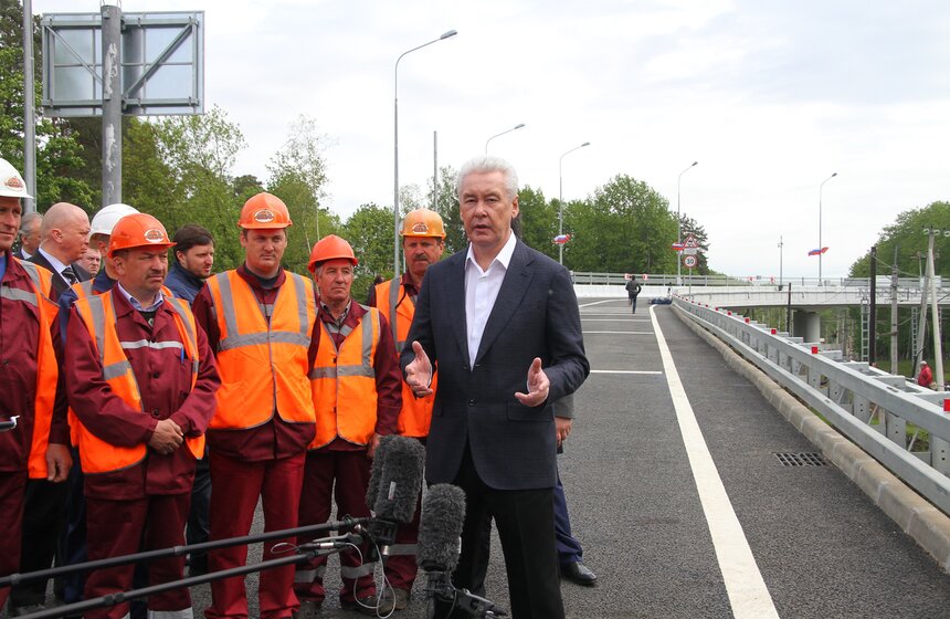 Собянин открыл железнодорожный путепровод в Переделкине. Фото 11 фото