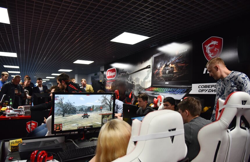 Гранд-финал турнира по World of Tanks прошел в столице 8 фото