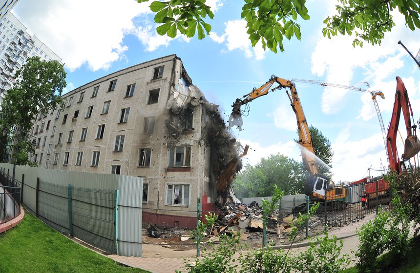 Последнюю хрущевку снесли в Хорошево-Мневниках 14 фото