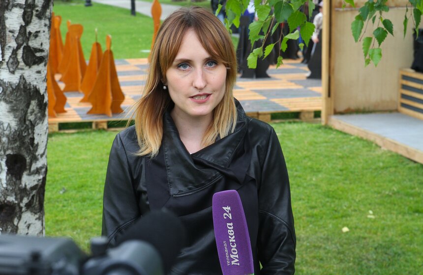 Гигантская шахматная доска открылась в саду "Эрмитаж" 15 фото