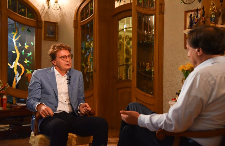 Михаил Барщевский на съемках программы "Важная персона" 6 фото