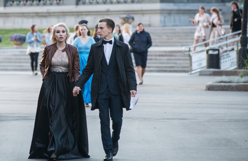 "Московский выпускной" отметили школьники в ночь с 23 на 24 июня 1 фото