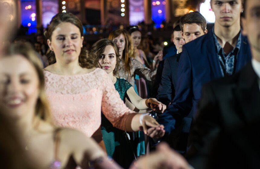 "Московский выпускной" отметили школьники в ночь с 23 на 24 июня 23 фото