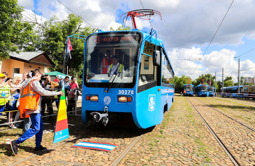 Лучшего водителя трамвая выбрали в столице 18 фото