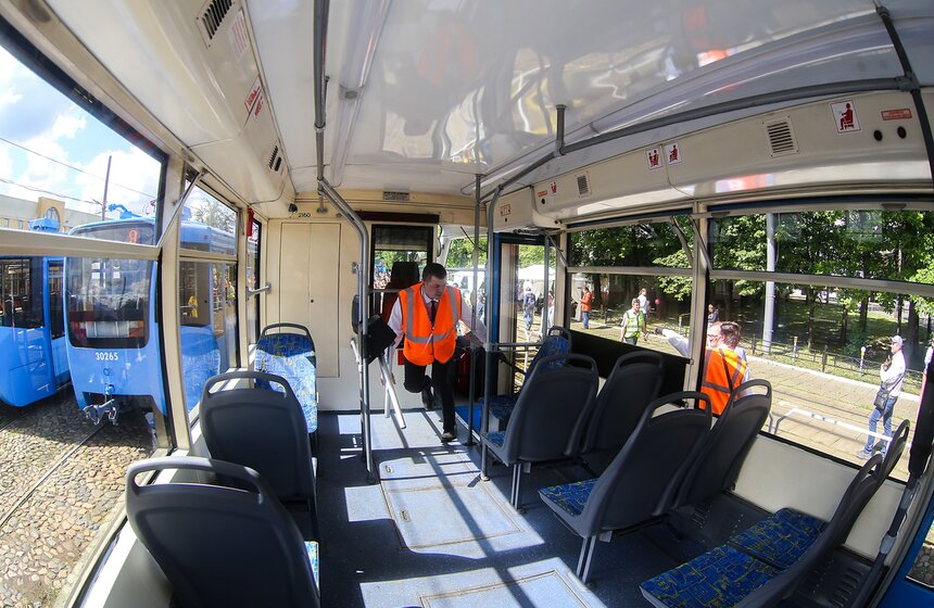 Лучшего водителя трамвая выбрали в столице 23 фото