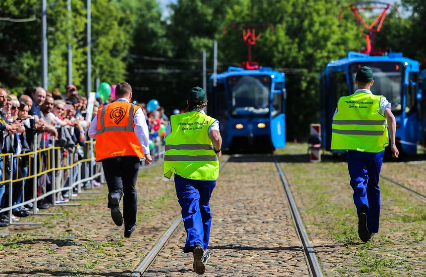 Лучшего водителя трамвая выбрали в столице 8 фото