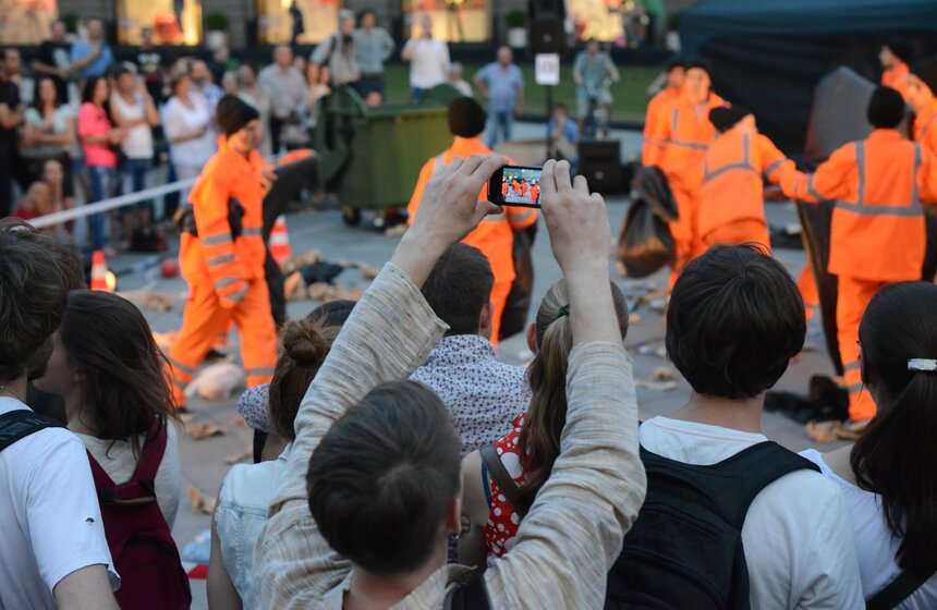 В Москве показали спектакли уличного театра 14 фото