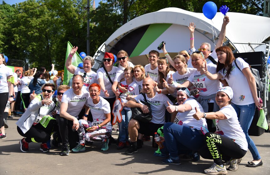 Красочный забег в "Лужниках". Фото 8 фото