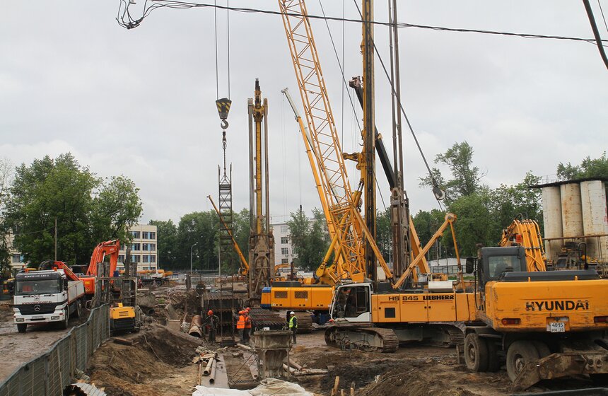 Мэр осмотрел участок ТПК от "Рубцовской" до "Авиамоторной" 1 фото