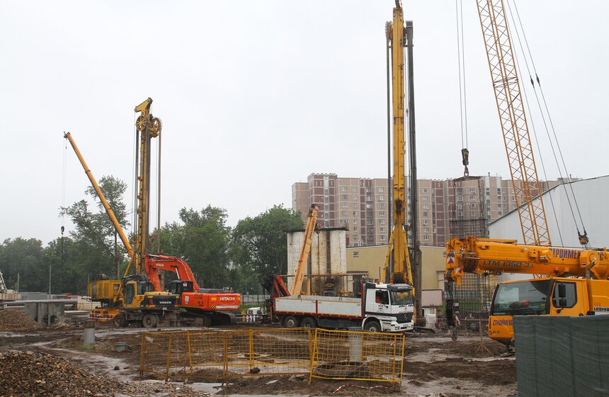 Мэр осмотрел участок ТПК от "Рубцовской" до "Авиамоторной" 2 фото