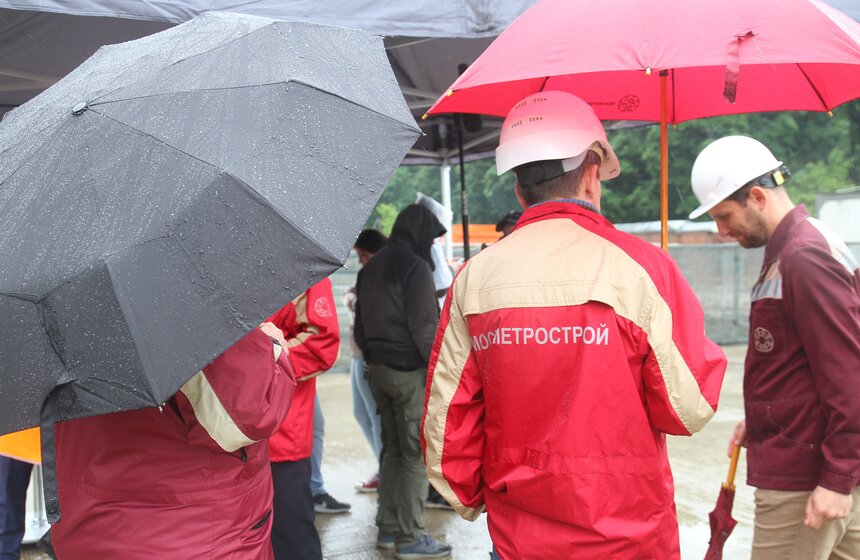 Мэр осмотрел участок ТПК от "Рубцовской" до "Авиамоторной" 5 фото