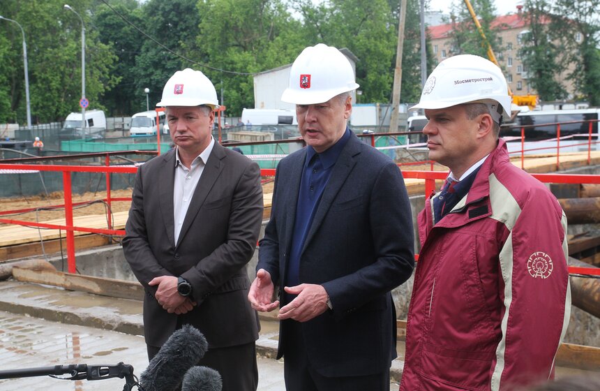 Мэр осмотрел участок ТПК от "Рубцовской" до "Авиамоторной" 11 фото