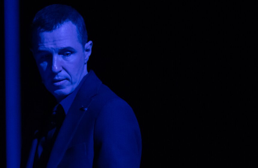 Спектакль "Мужья и жены" по фильму Вуди Аллена в МХТ 32 фото