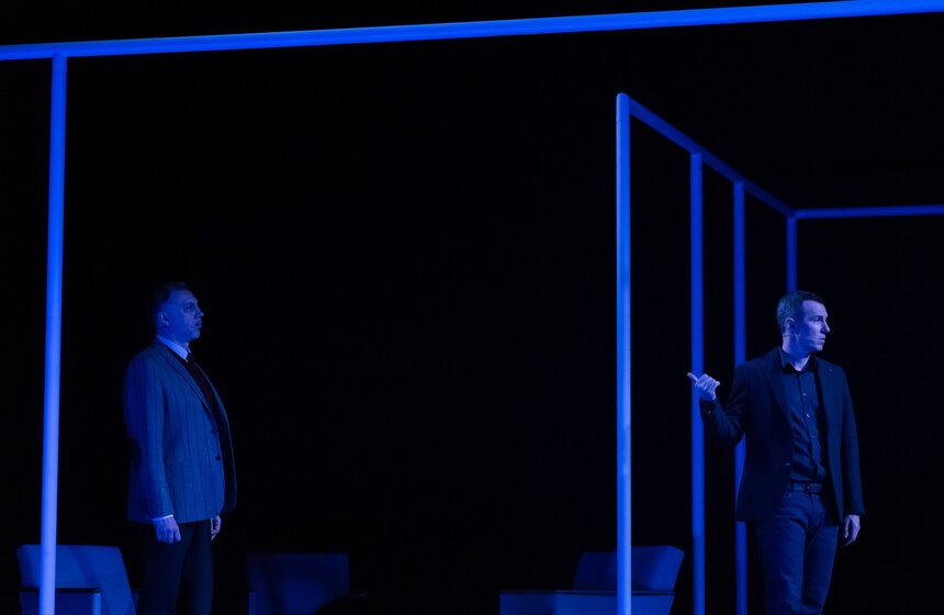 Спектакль "Мужья и жены" по фильму Вуди Аллена в МХТ 33 фото