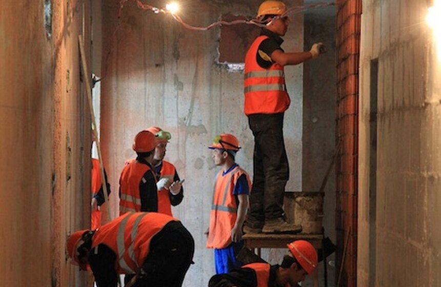 Сергей Собянин посетил строительство детского сада 5 фото