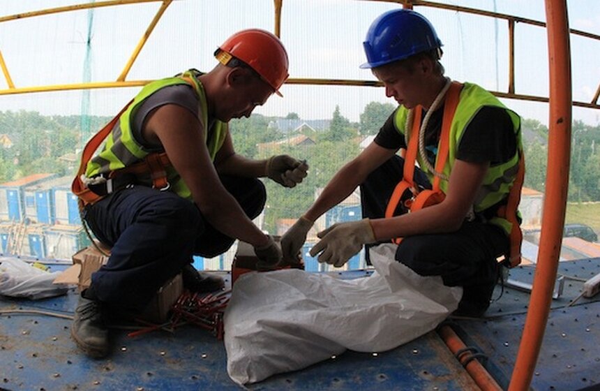 Сергей Собянин посетил строительство детского сада 4 фото
