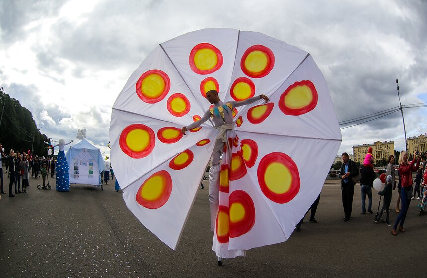 В парке прошла программа Fashion + Theater