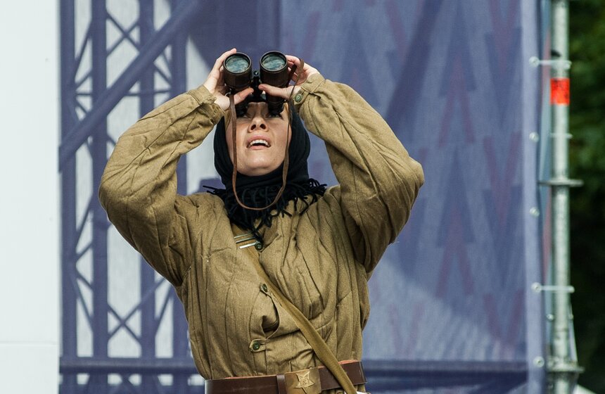 Зрители могли увидеть историческую реконструкцию