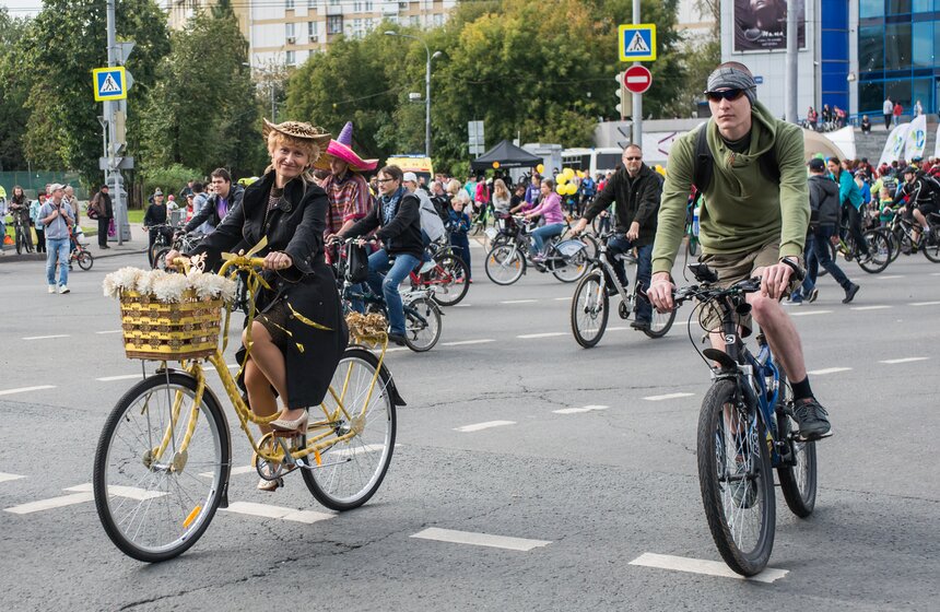 Такие разные велосипедисты!