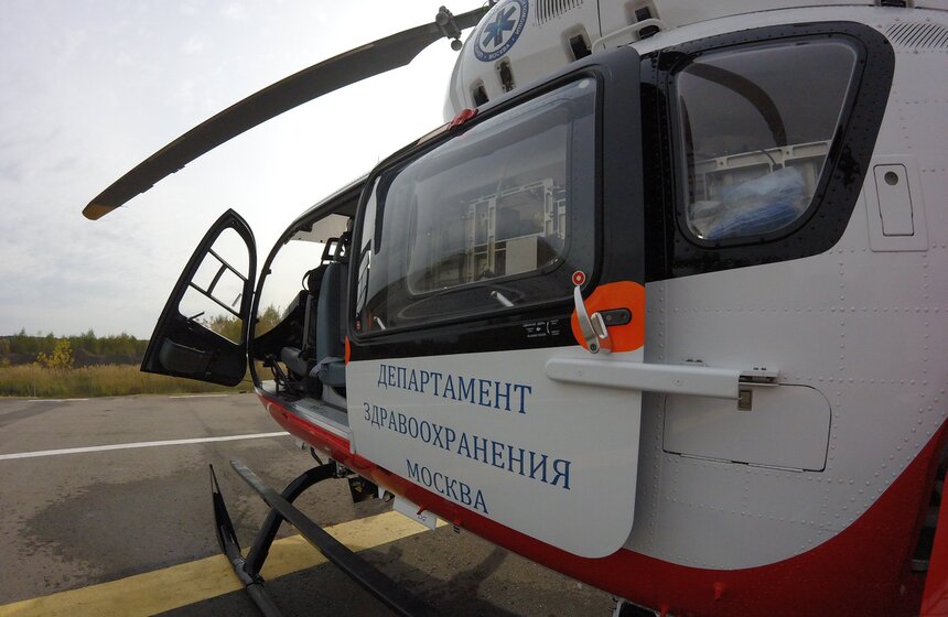 В декабре 2007 года правительство Москвы передало Московскому авиационному центру (ГКУ МАЦ) первый вертолет ВК117С-2 для авиа-медицинских работ