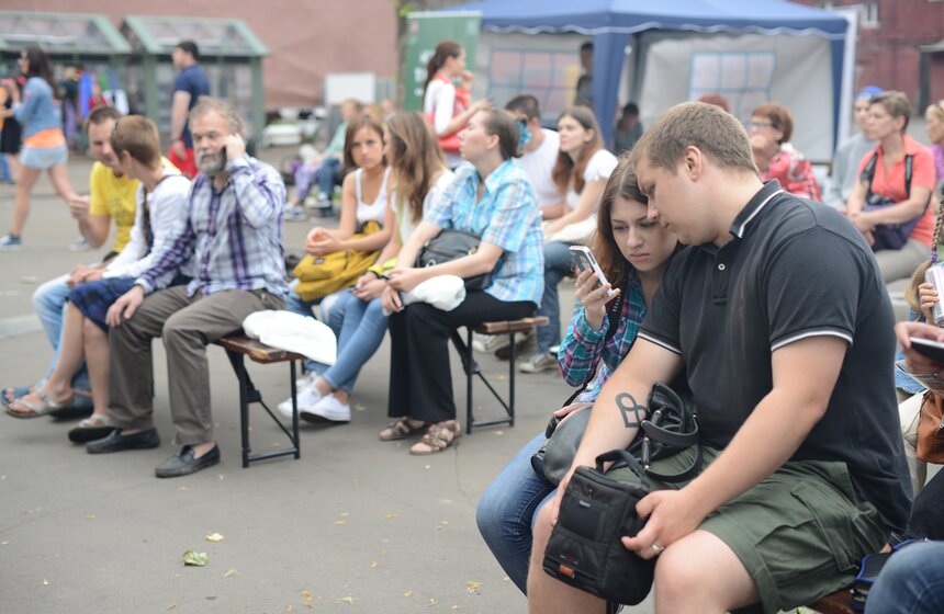 В саду "Эрмитаж" открылась выставка комиксов "Респект" 5 фото