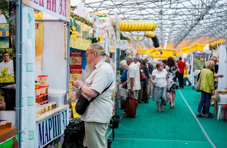 Ярмарка меда в Коломенском 15 фото