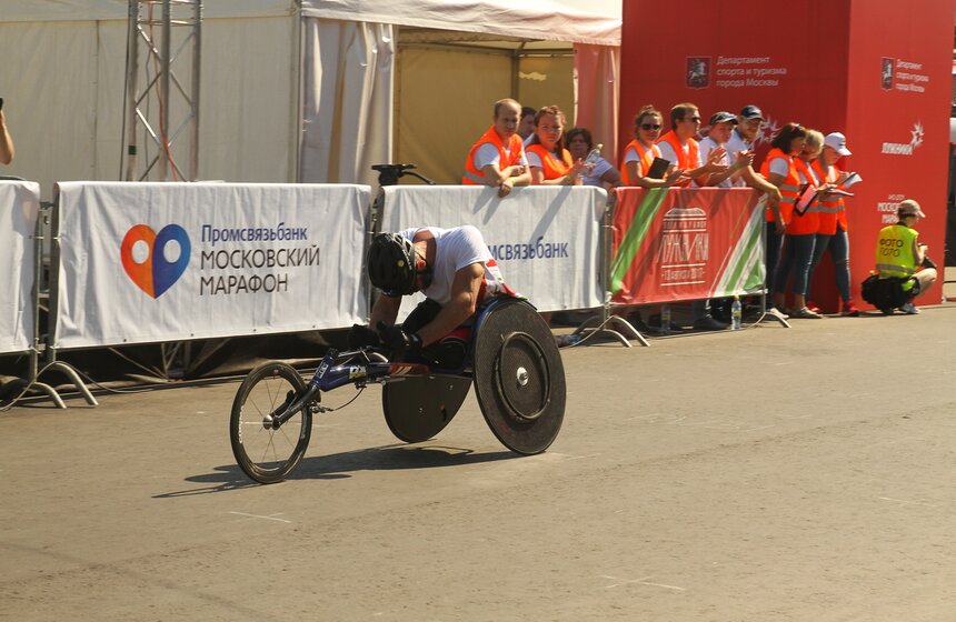 Полумарафон "Лужники" в центре столице 10 фото