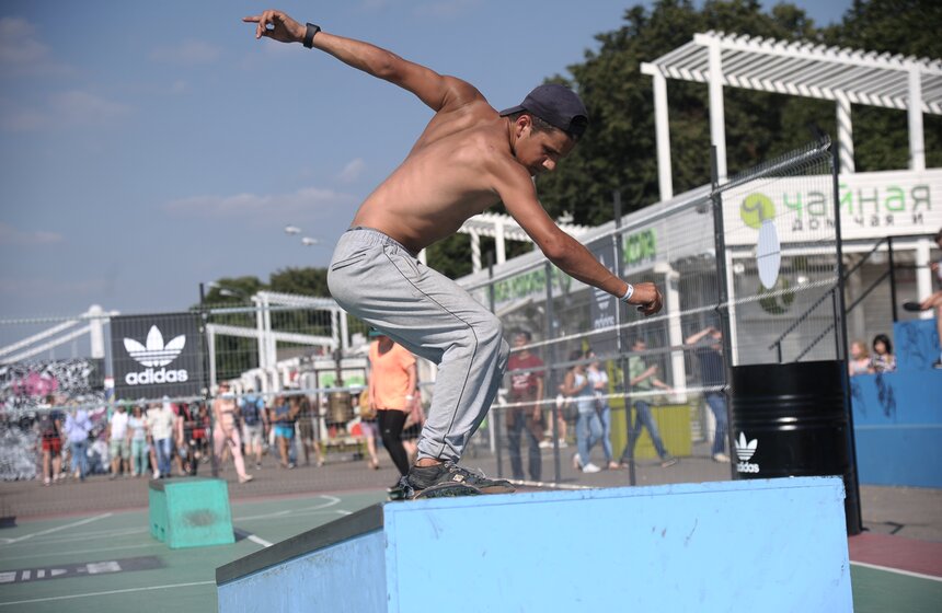 Faces&Laces–2017 в парке Горького 13 фото