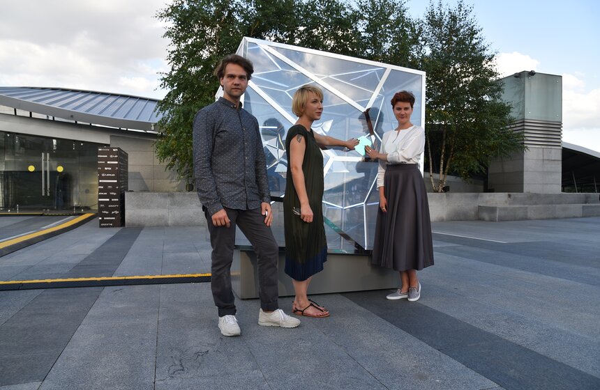 Выставка Lexus Hybrid Art открылась на Площади Сити 6 фото