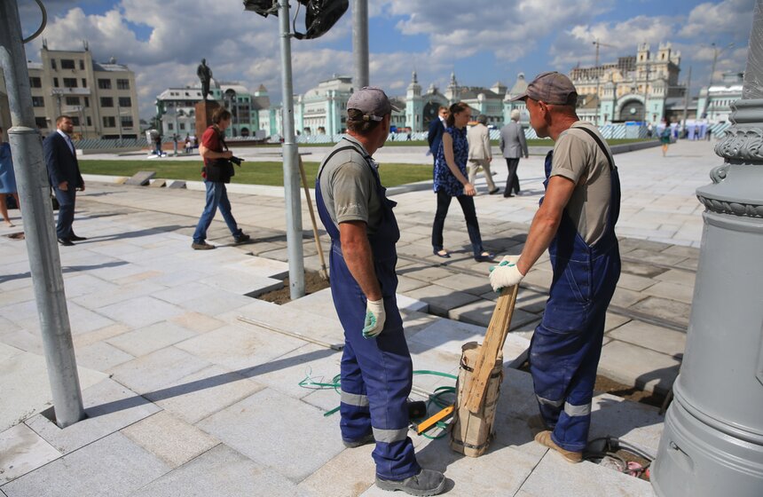 Собянин осмотрел ход работ на Тверской Заставе 3 фото