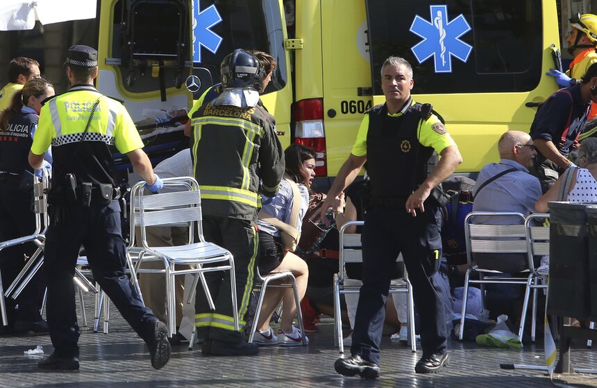 Теракт в центре Барселоны 2 фото