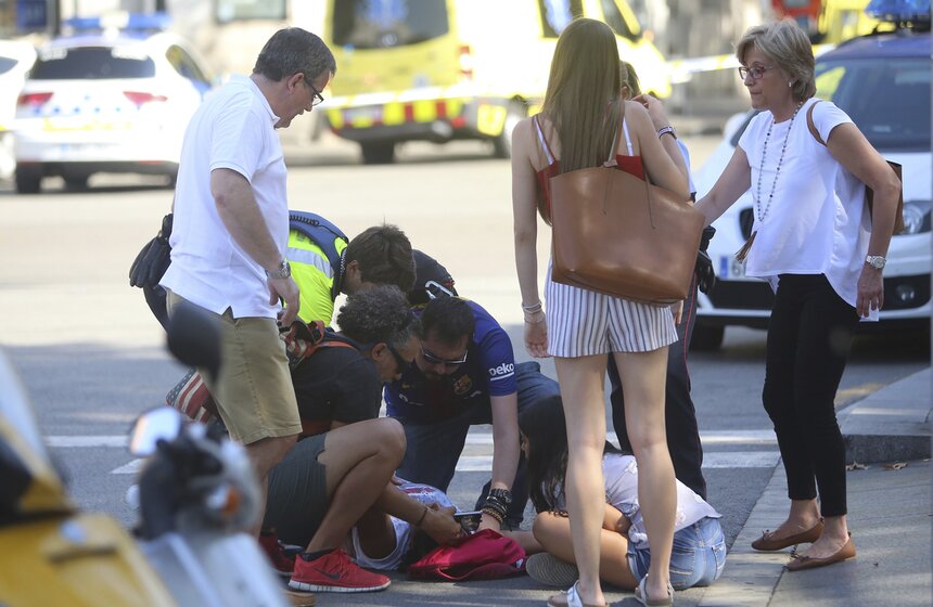 Теракт в центре Барселоны 5 фото