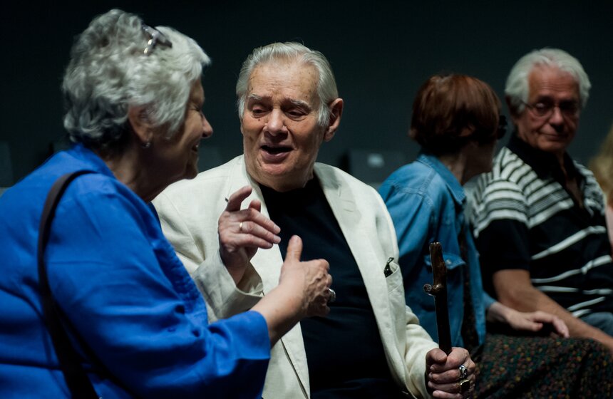 Сбор труппы театра имени Ермоловой перед новым сезоном 23 фото