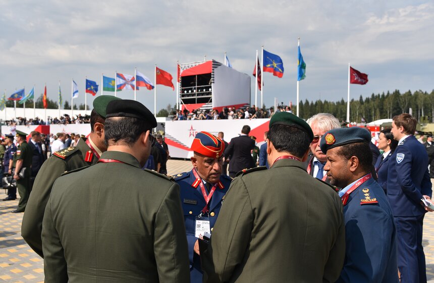 Военно-технический форум "Армия–2017" 8 фото