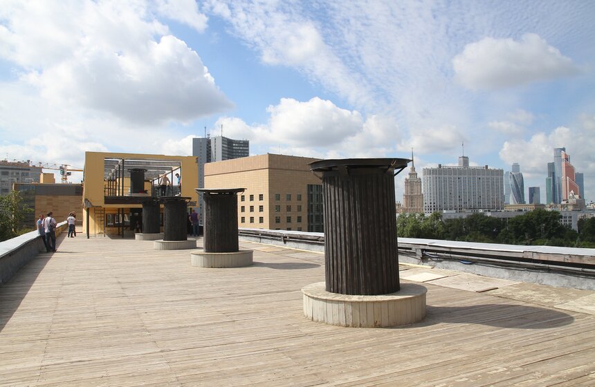 Собянин осмотрел ход реставрации Дома Наркомфина 12 фото