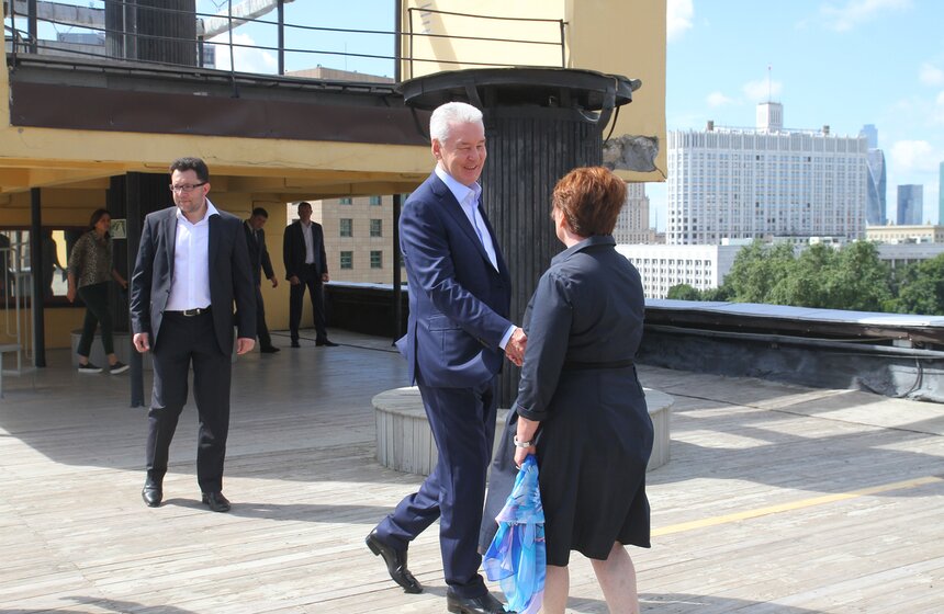 Собянин осмотрел ход реставрации Дома Наркомфина 14 фото