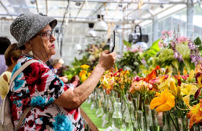 Выставка лилейников прошла в "Аптекарском огороде" 19 фото