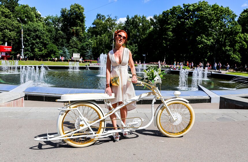 Парад "Леди на велосипеде" прошел в "Сокольниках" 6 фото