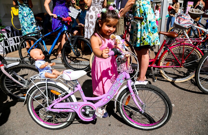 Парад "Леди на велосипеде" прошел в "Сокольниках" 4 фото