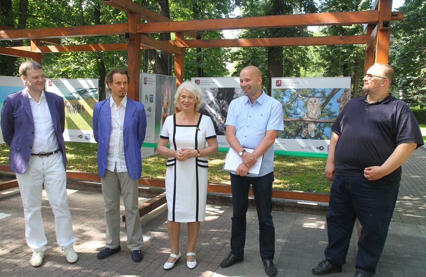 Выставка "Природа смотрит на тебя" открылась в центре Москвы 13 фото