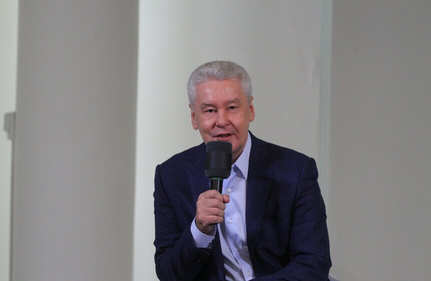 Сергей Собянин обсудил проект "Московская электронная школа" 3 фото