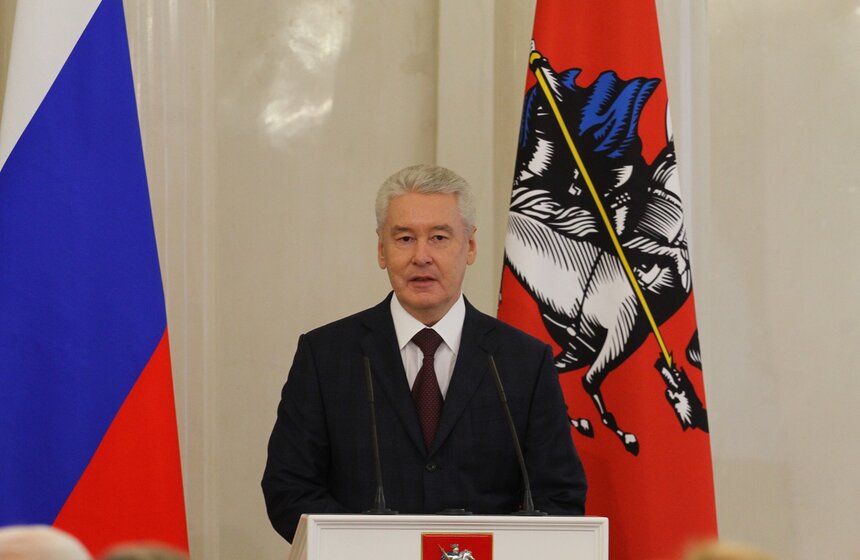 Сергей Собянин вручил награды жителям столицы 5 фото