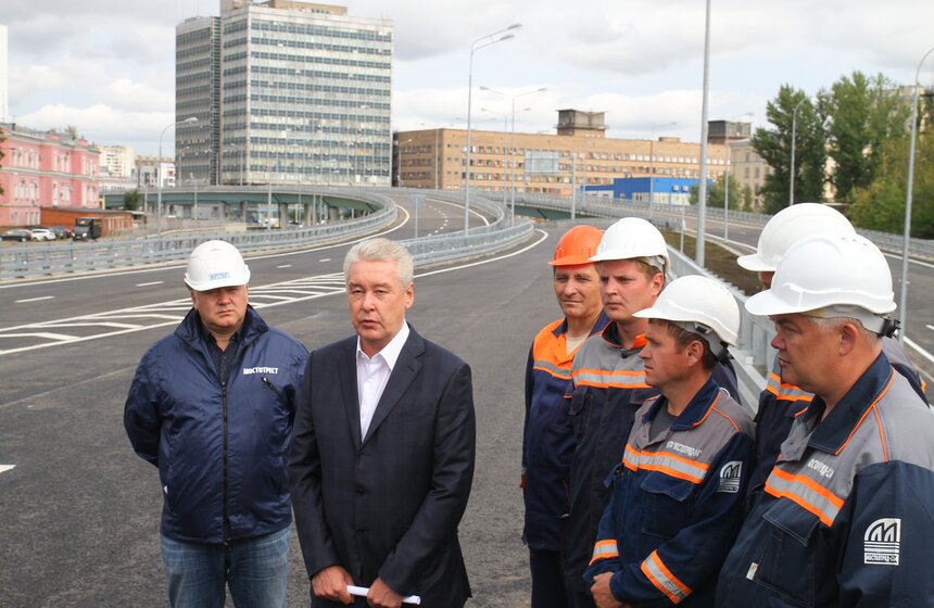 Собянин открыл эстакады сложнейшей транспортной развязки на востоке Москвы 11 фото
