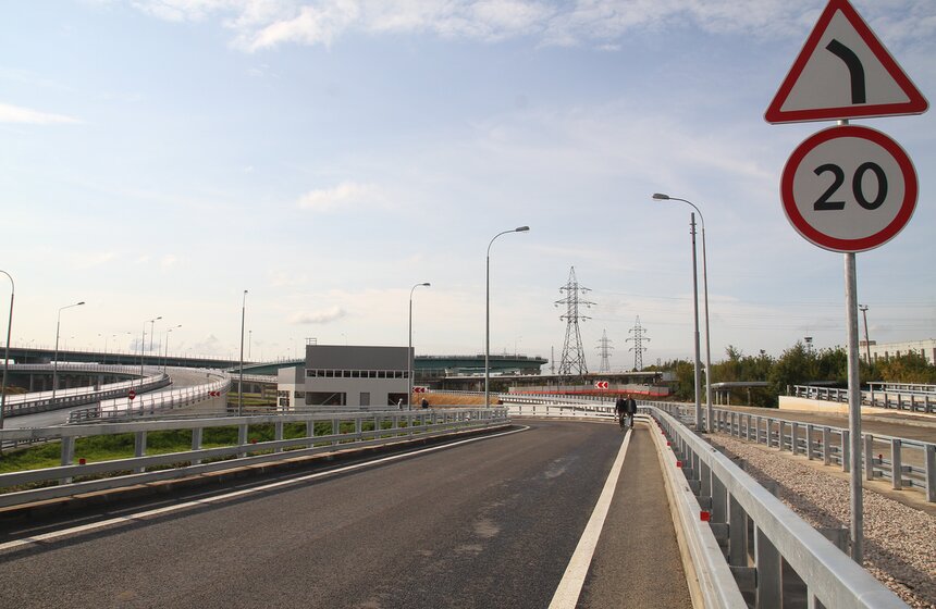 Собянин открыл эстакады сложнейшей транспортной развязки на востоке Москвы 6 фото