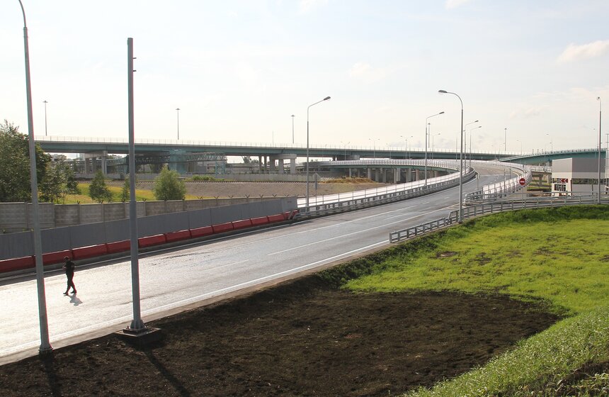 Собянин открыл эстакады сложнейшей транспортной развязки на востоке Москвы 5 фото